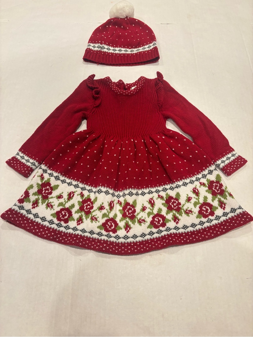 Max studio  Baby Floral Knit Dress & Hat 12M